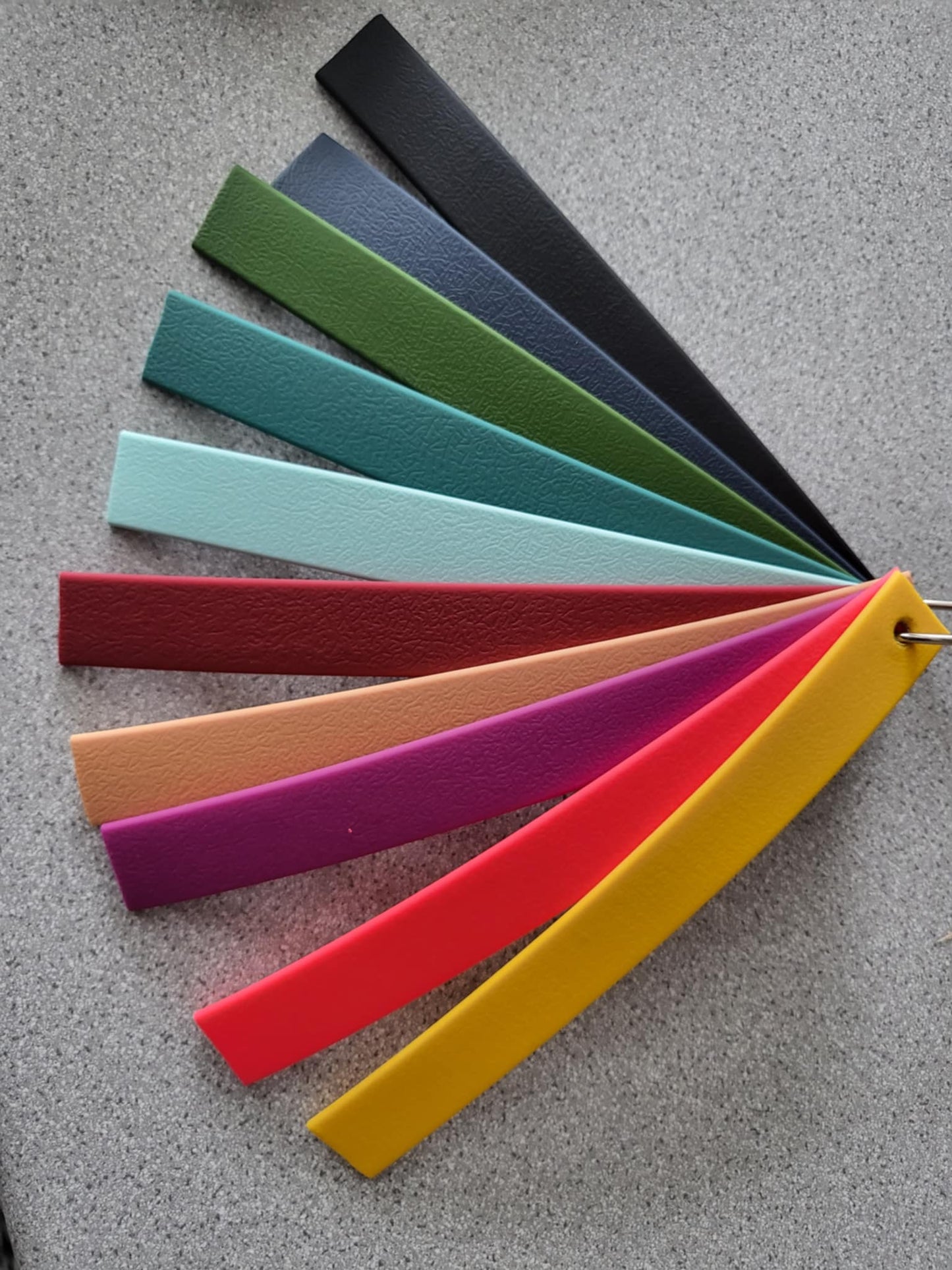 PVC mittatilaushihna 20mm